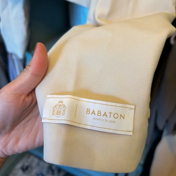 Babaton Cream Women's Blazer from Aritzia - Picture 6 of 9